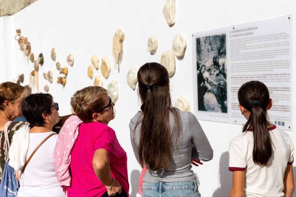 Lavaderos de Sorvilán: las memorias de sus piedras y sus mujeres en HUellas 9 IMAGE 2025 10 27 103401 - Igualdad en Granada